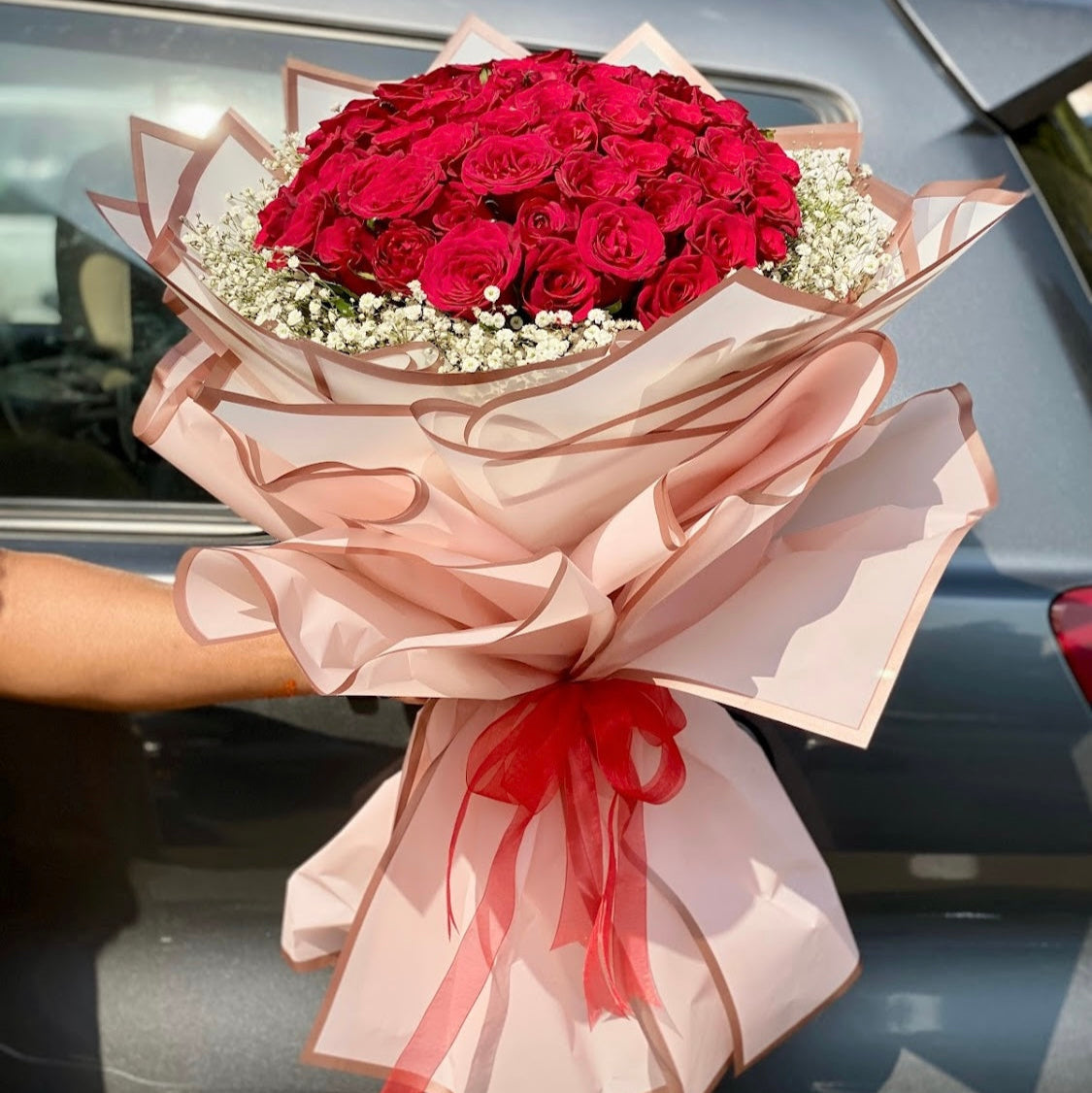 50 Red Rose Opulence